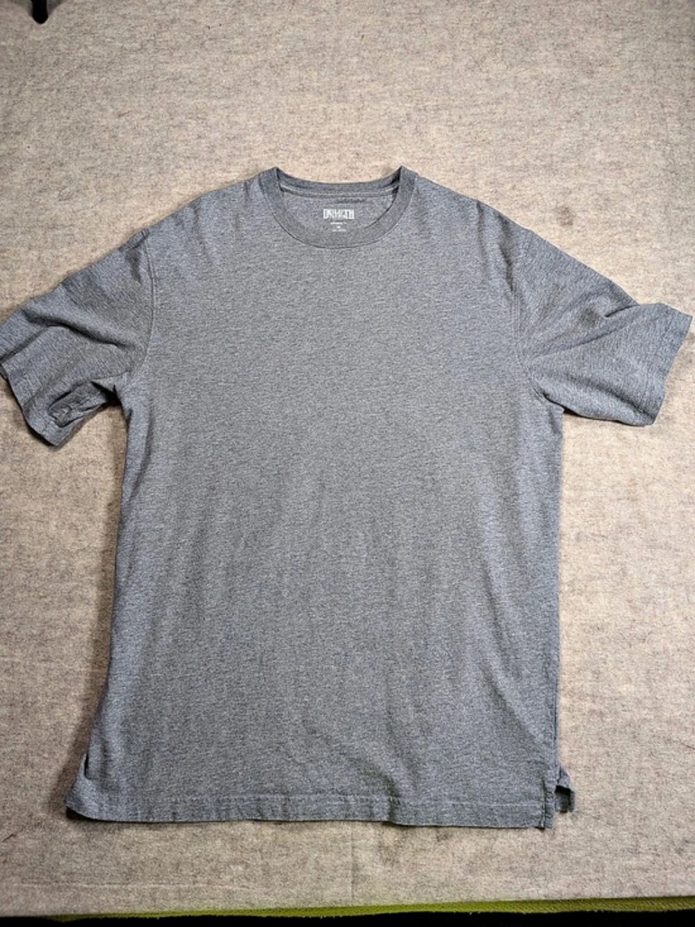 Duluth Men's Gray Short Sleeve Tee Size Medium Like New